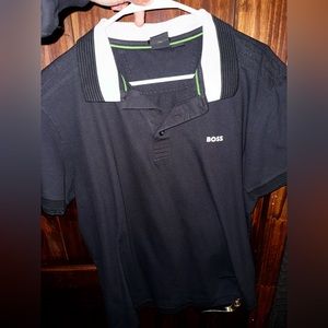 Hugo Boss Men’s Polo ( fits like large )